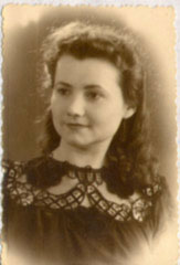 Маина Леонидовна Кривошеина.1947 г. Днепропетровск
